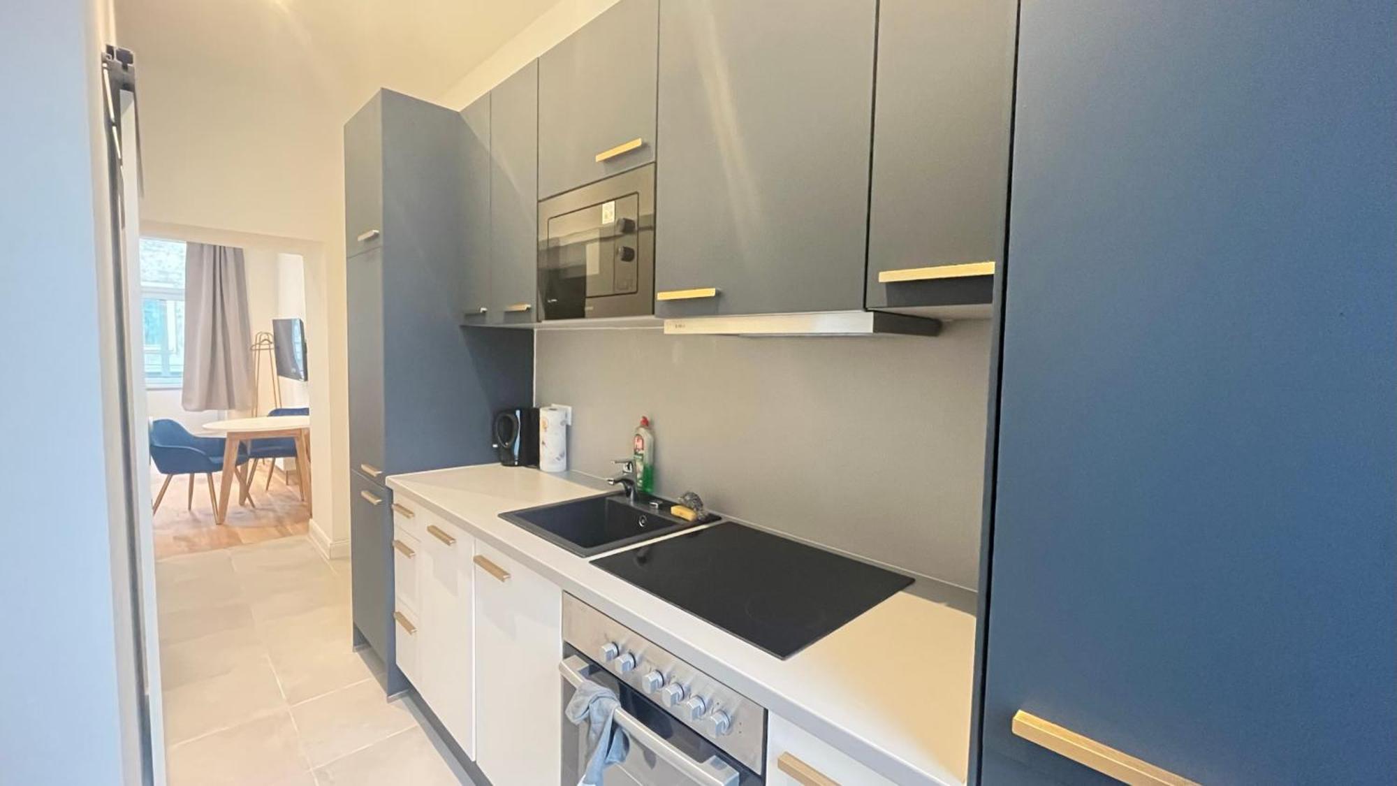K&K Apartment Near Hauptbahnhof - Kingsize Bed เวียนนา ภายนอก รูปภาพ