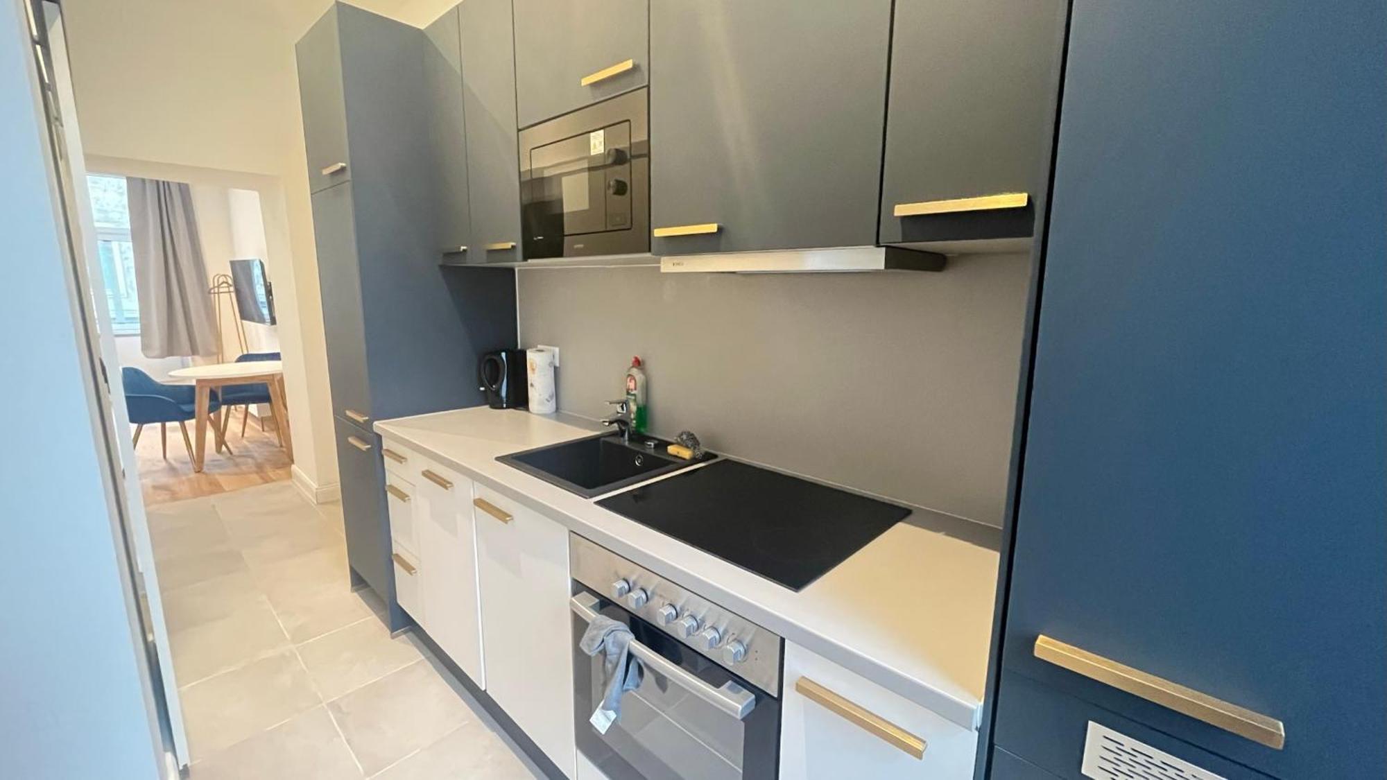 K&K Apartment Near Hauptbahnhof - Kingsize Bed เวียนนา ภายนอก รูปภาพ